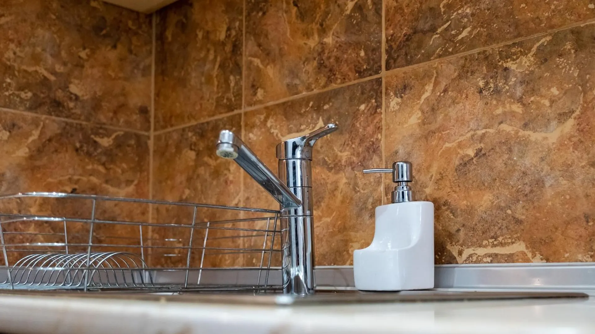 Roman Thermae 2Bdrm Sunny Apartment Varna