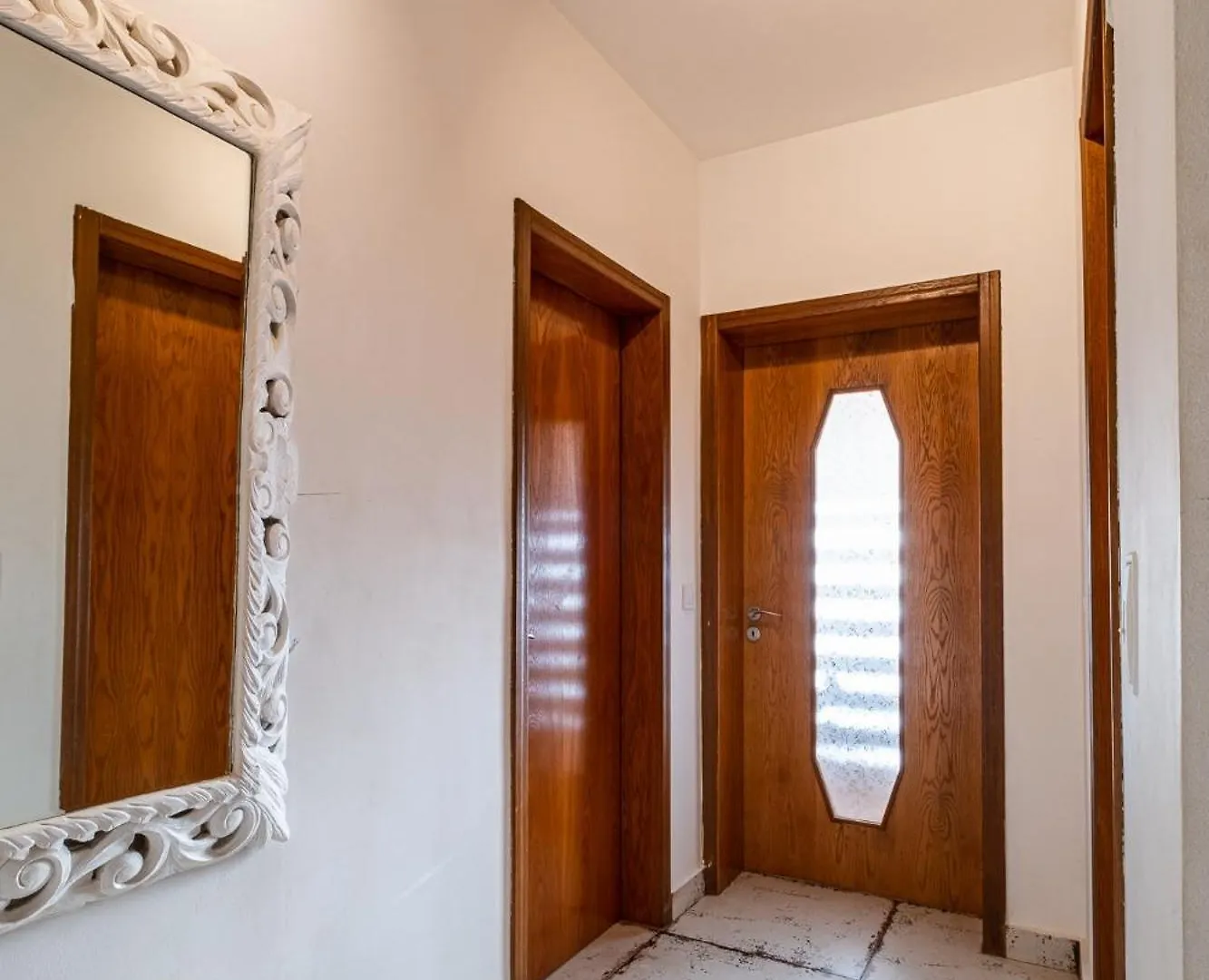 Roman Thermae 2Bdrm Sunny Apartment Varna